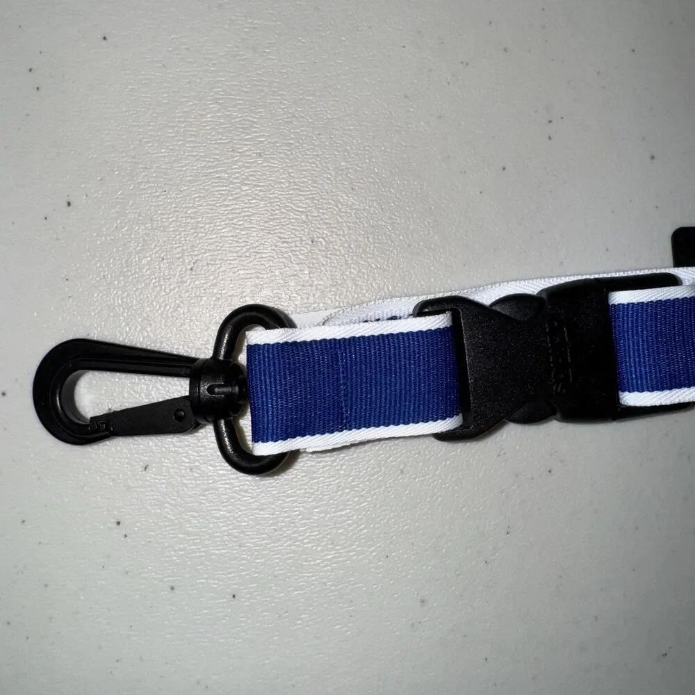 adidas interval lanyard